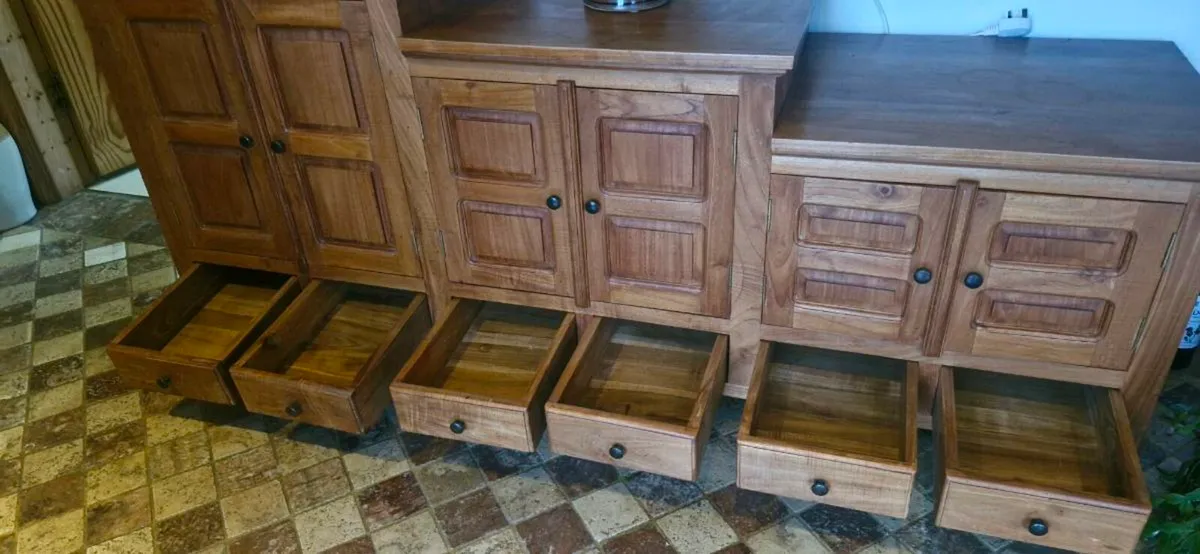 Sideboard - Image 2