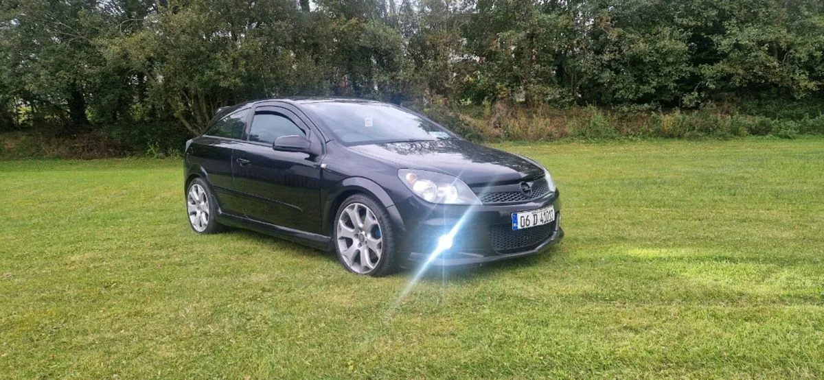 Opel astra opc 2.0 turbo 300 bhp - Image 1