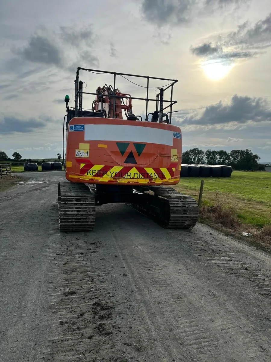 HITACHI ZAXIS 225-6 - Image 2