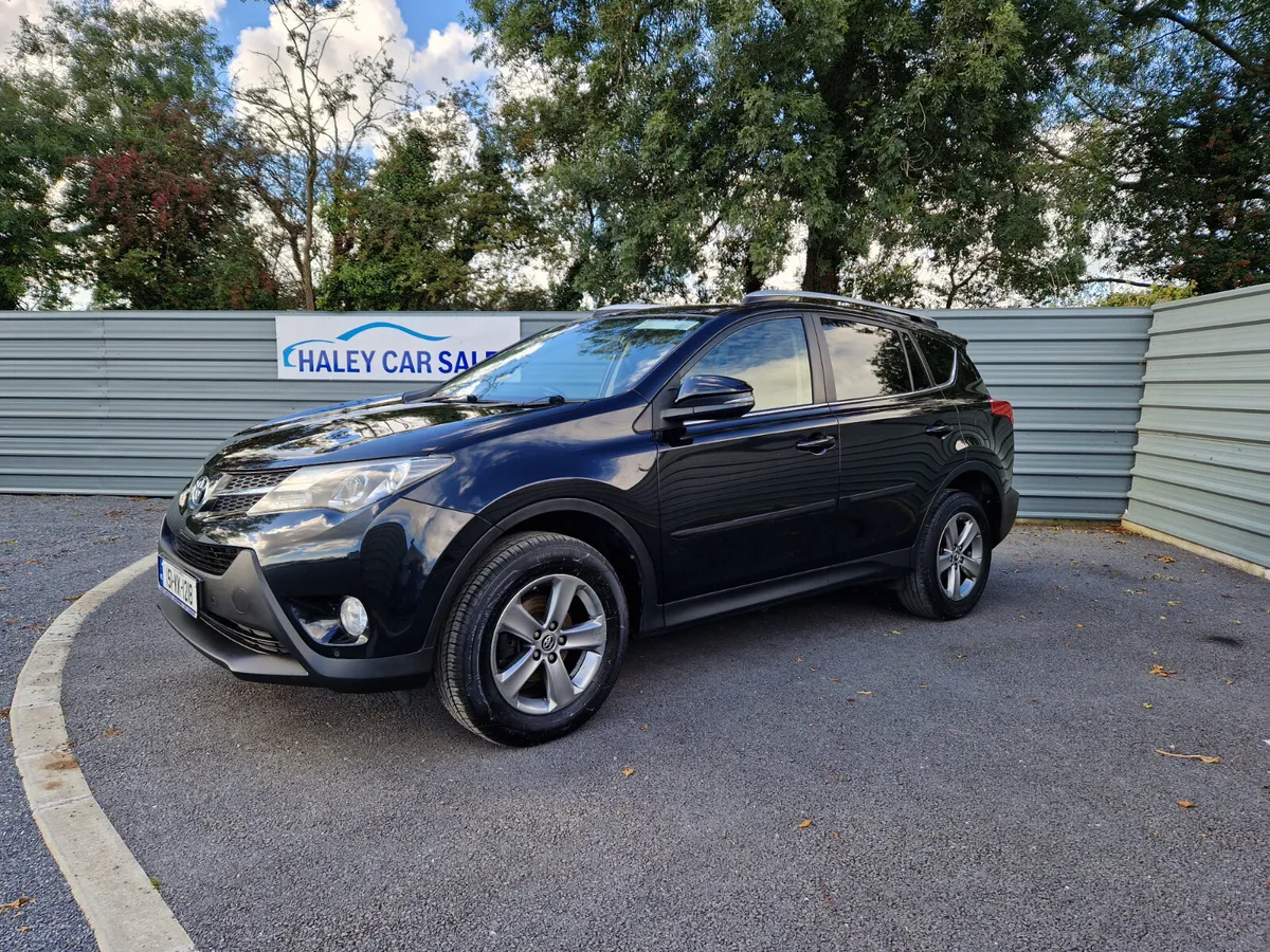 15 TOYOTA RAV4...4X4...D4D... - Image 3