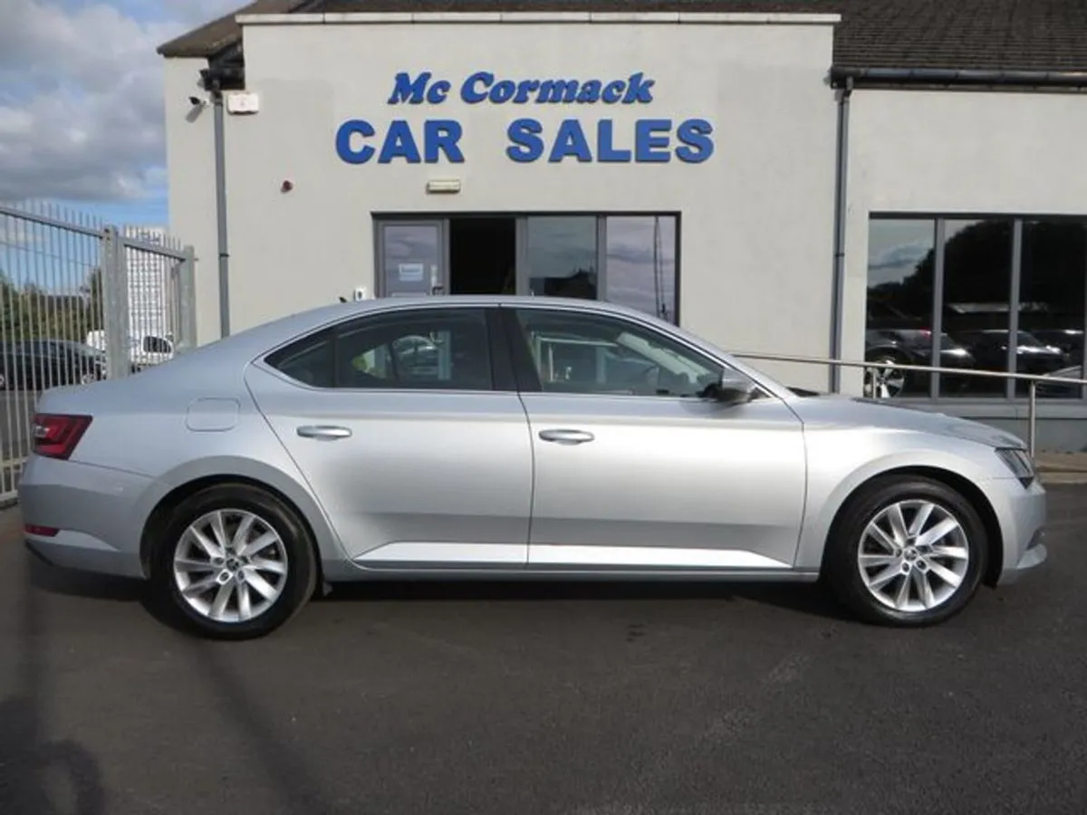 Skoda Superb Style 1.6tdi 120BHP 4DR - Image 2