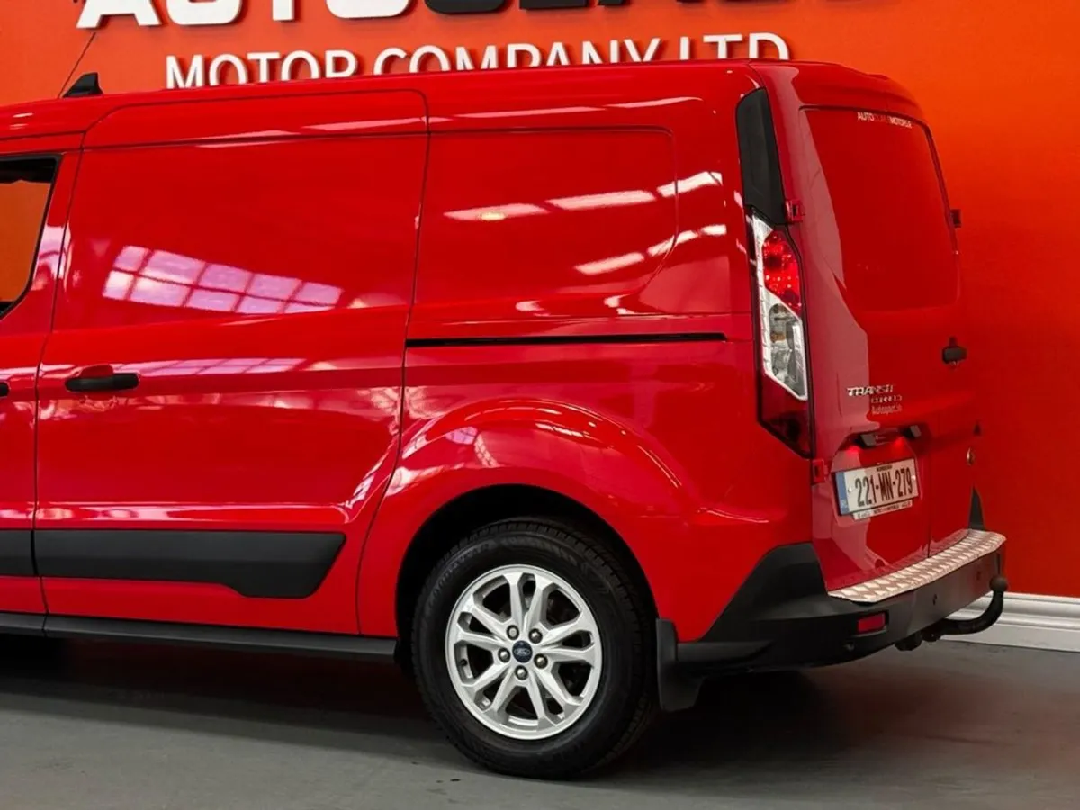 Ford Transit Connect Automatic Lwb  Ford Warranty - Image 4