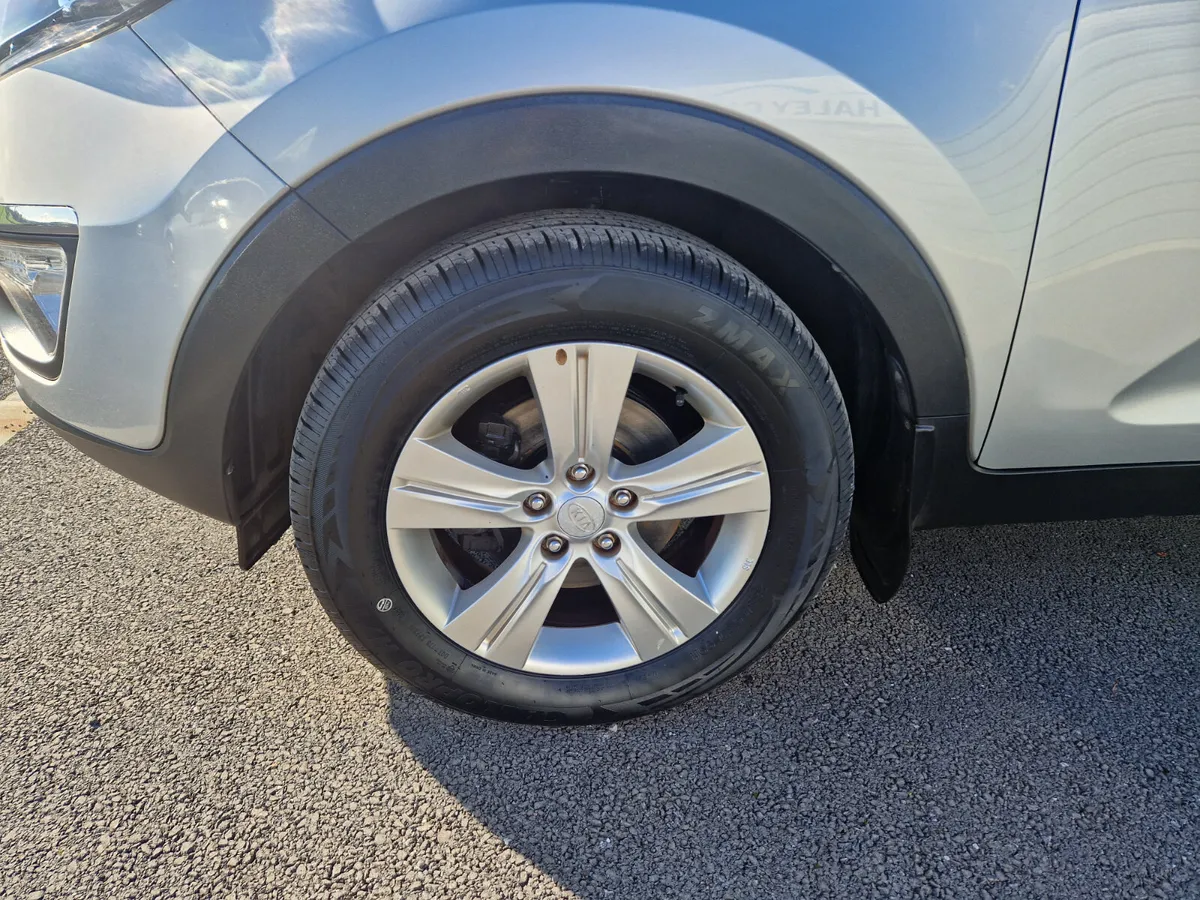 14 KIA SPORTAGE...HI SPEC...LOW KMS... - Image 4