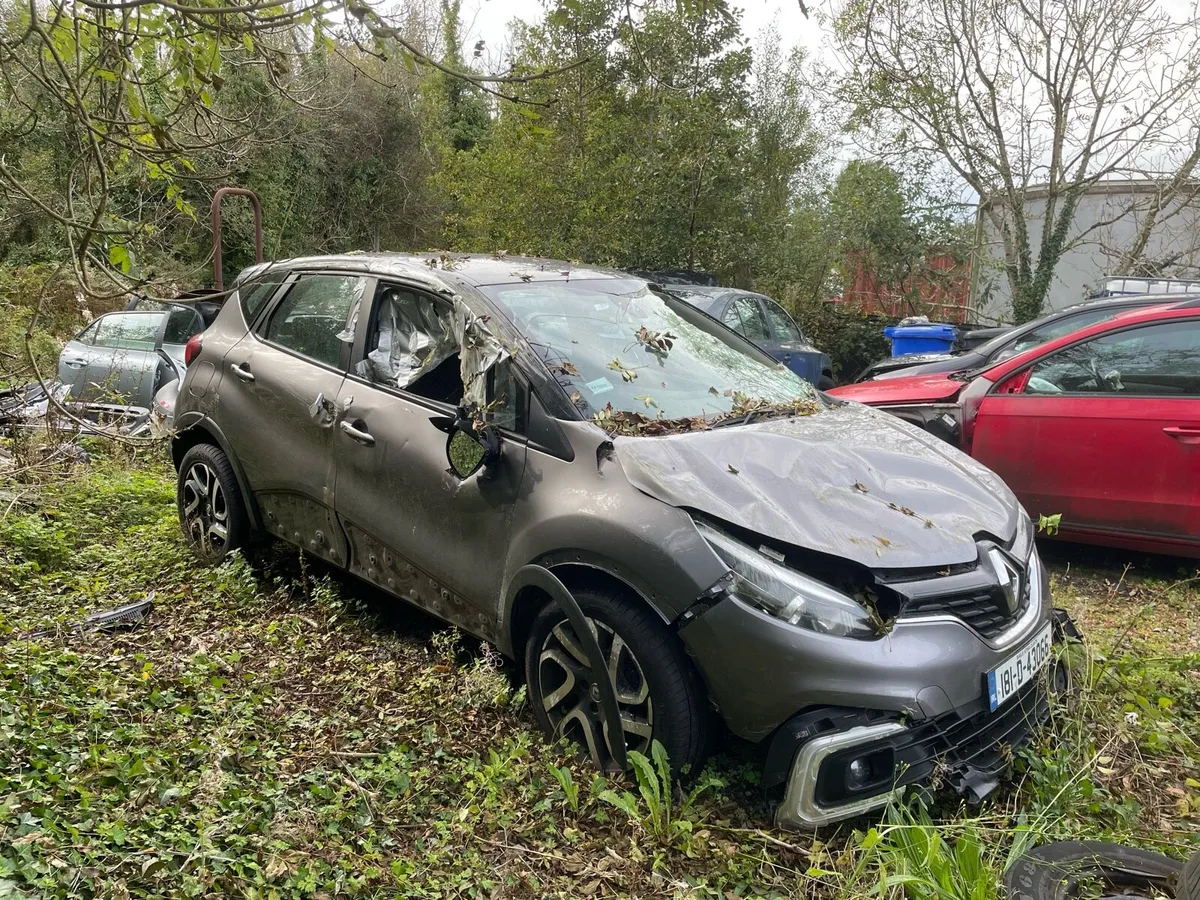181 Renault Captur 1.0 Litre Turbo Petrol - Image 3