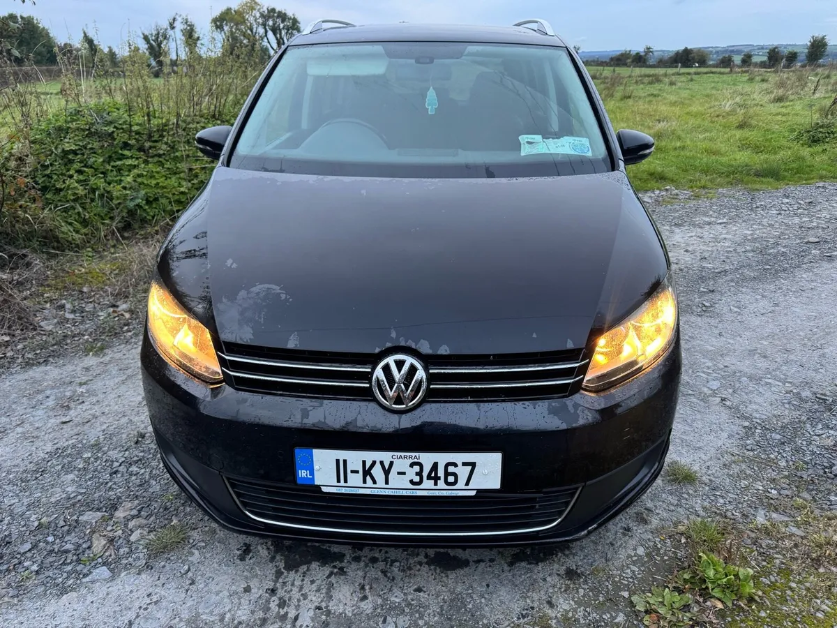 Volkswagen Touran 7 seater - Image 2