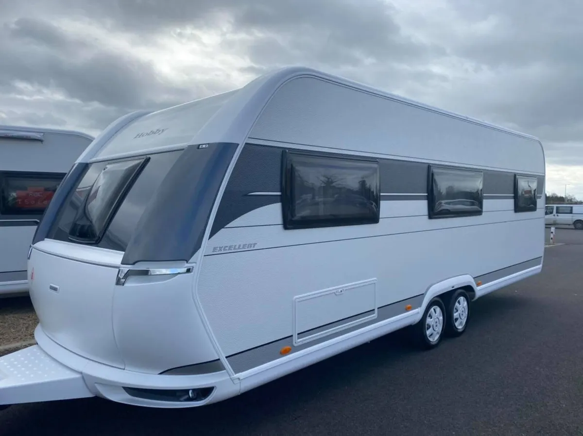 2021 HOBBY 650 UMFE 5/6 BERTH LUX CARAVAN!! - Image 2
