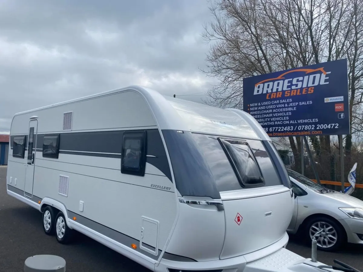 2021 HOBBY 650 UMFE 5/6 BERTH LUX CARAVAN!! - Image 1