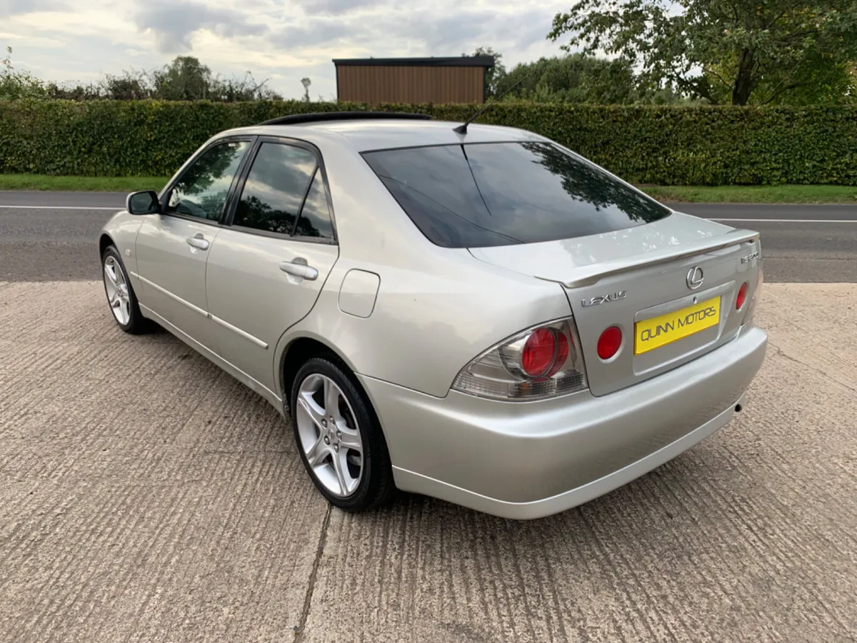 2002 LEXUS IS200 SPORT | LSD |SUNROOF | BLACK LTH - Image 3