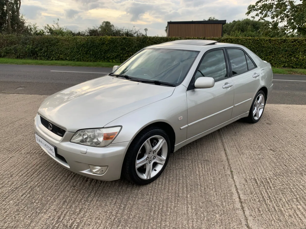 2002 LEXUS IS200 SPORT | LSD |SUNROOF | BLACK LTH - Image 1