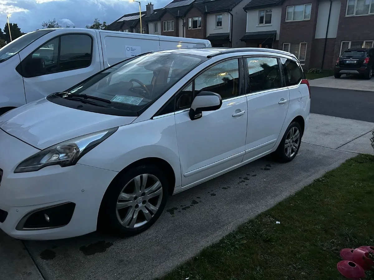 Peugeot 5008 2014 - Image 4