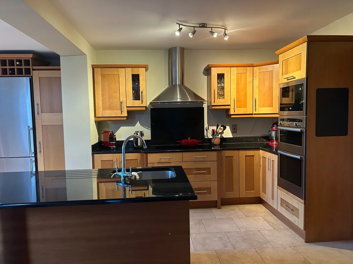 Kitchen units - Image 2