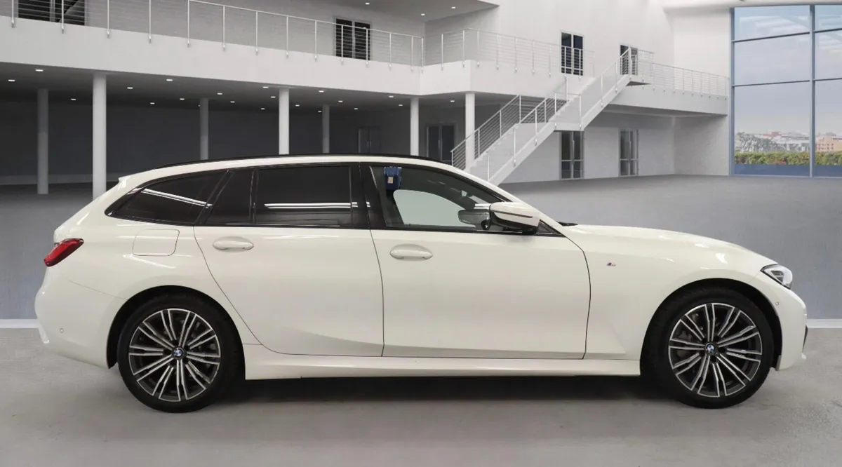 2021 BMW 330E M Sport 2.0 - Image 3
