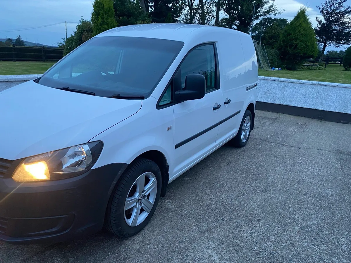 Caddy van - Image 4