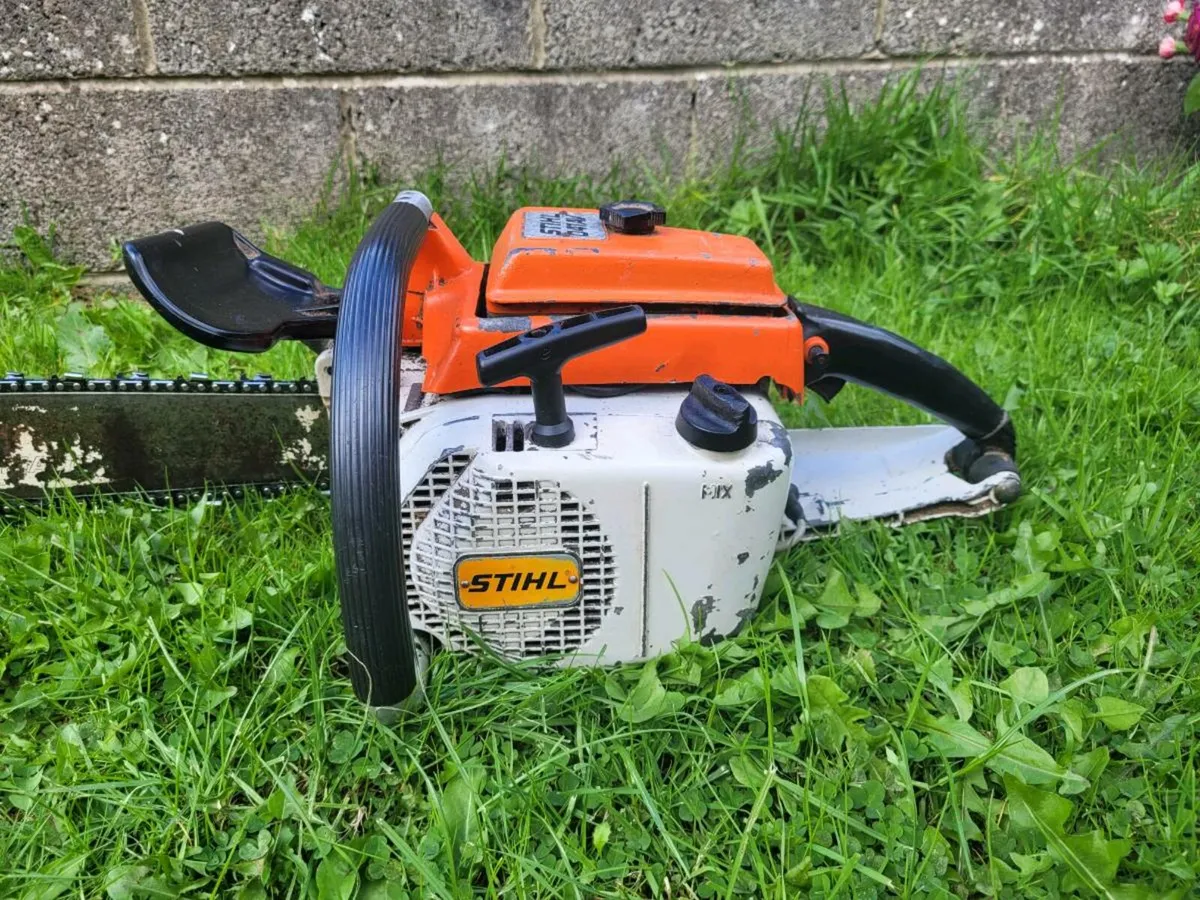Stihl Chainsaw - Image 2