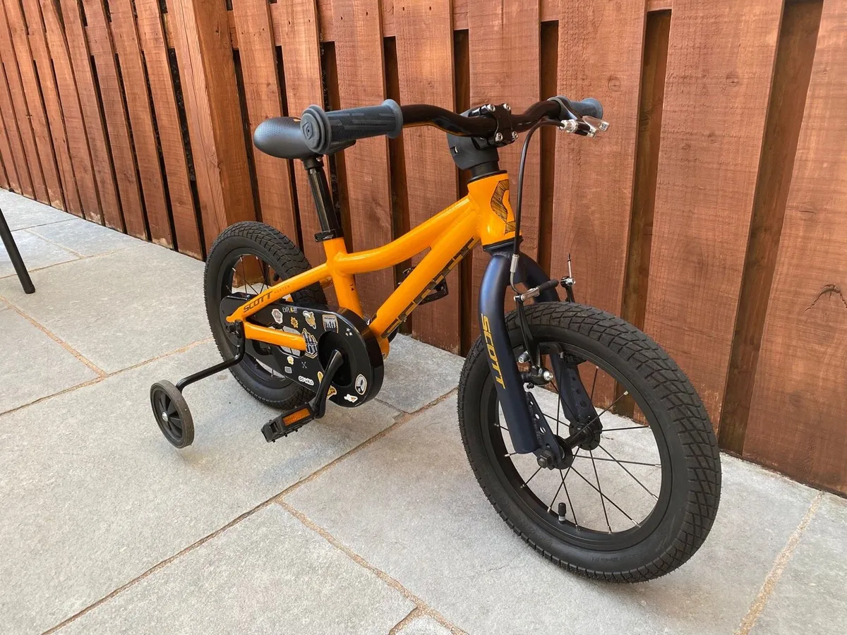 SCOTT ROXTER 14 BIKE - Image 1