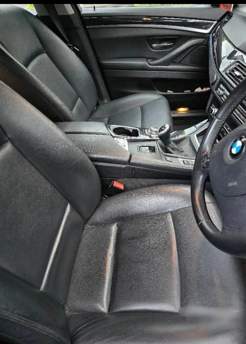 2015 bmw 520d - Image 4