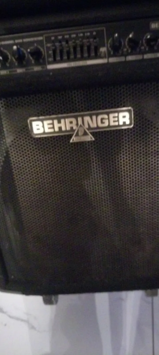BASS/GUITAR COMBO AMP 180W BEHRINGER ULTRABASS1800 - Image 3