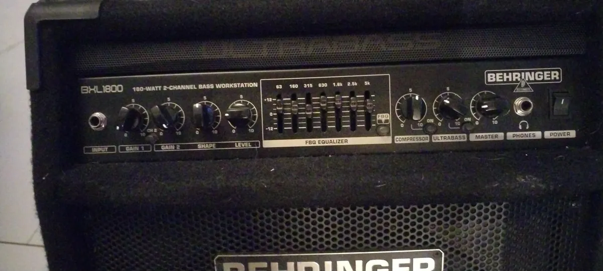 BASS/GUITAR COMBO AMP 180W BEHRINGER ULTRABASS1800 - Image 2