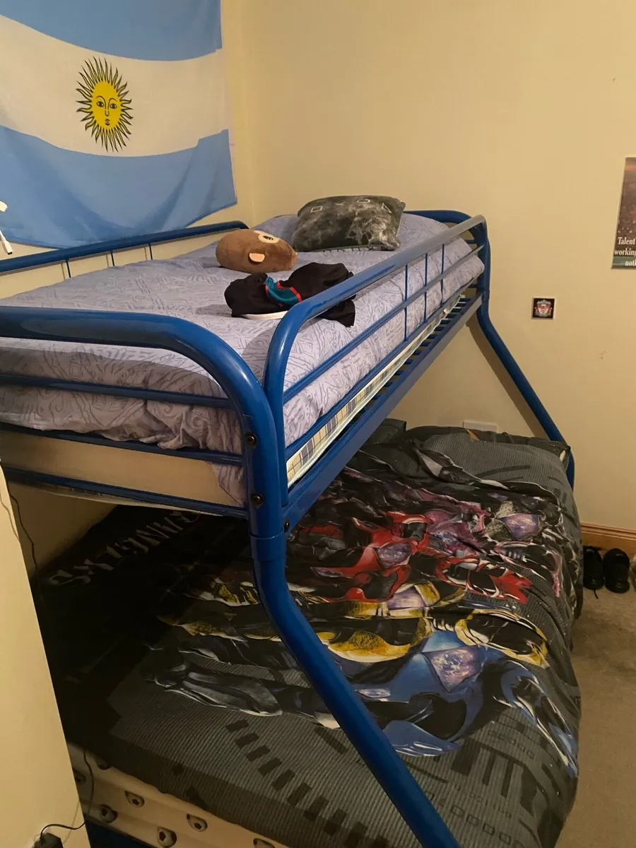 Bunk beds - Image 1