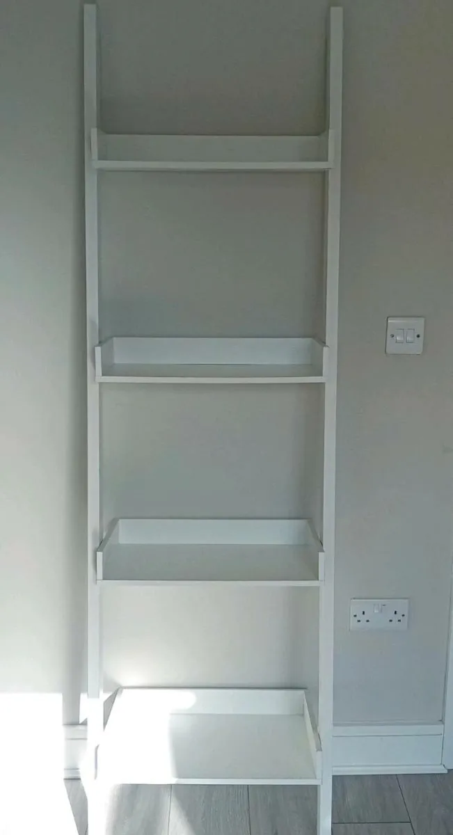 Shelving unit - Image 1