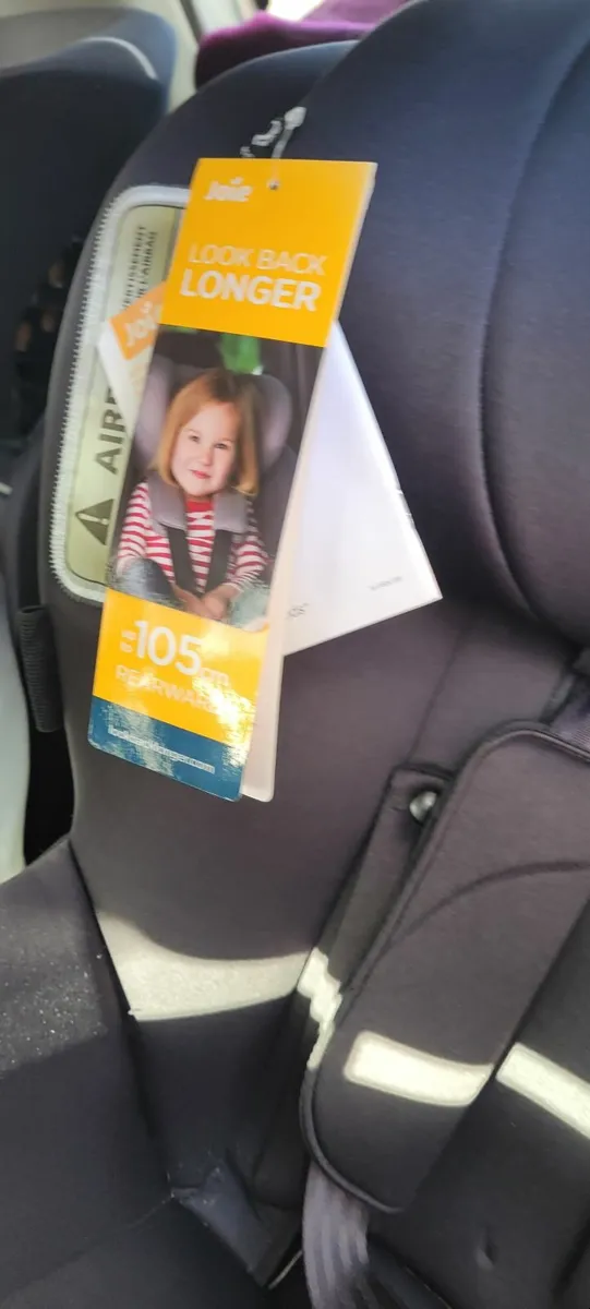 Child  car seat - Image 3