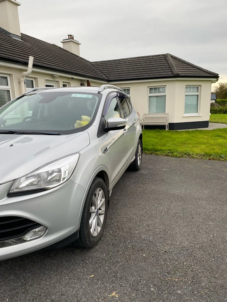 Ford Kuga Crew Cab 2.0 Diesel - Image 3