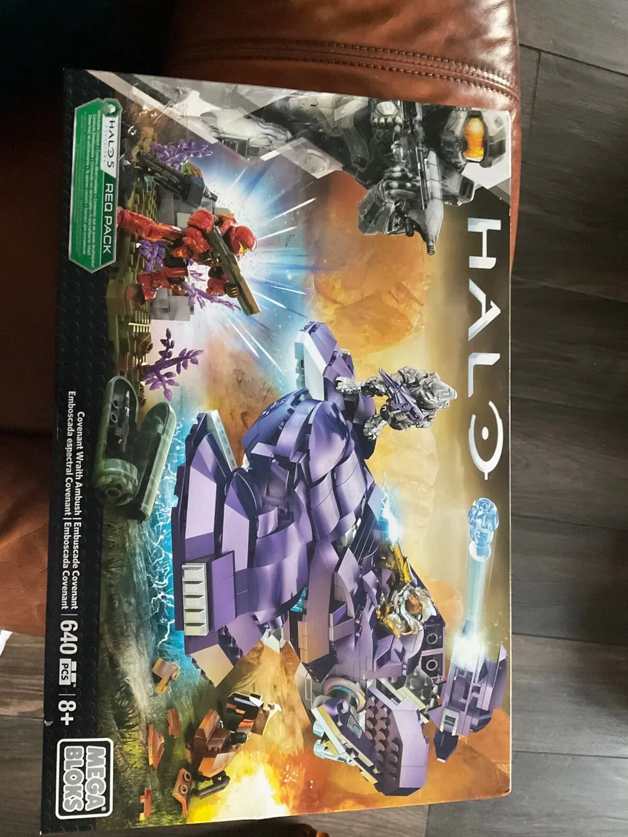 HALO MEGA BLOKS COLLECTORS SET - Image 1
