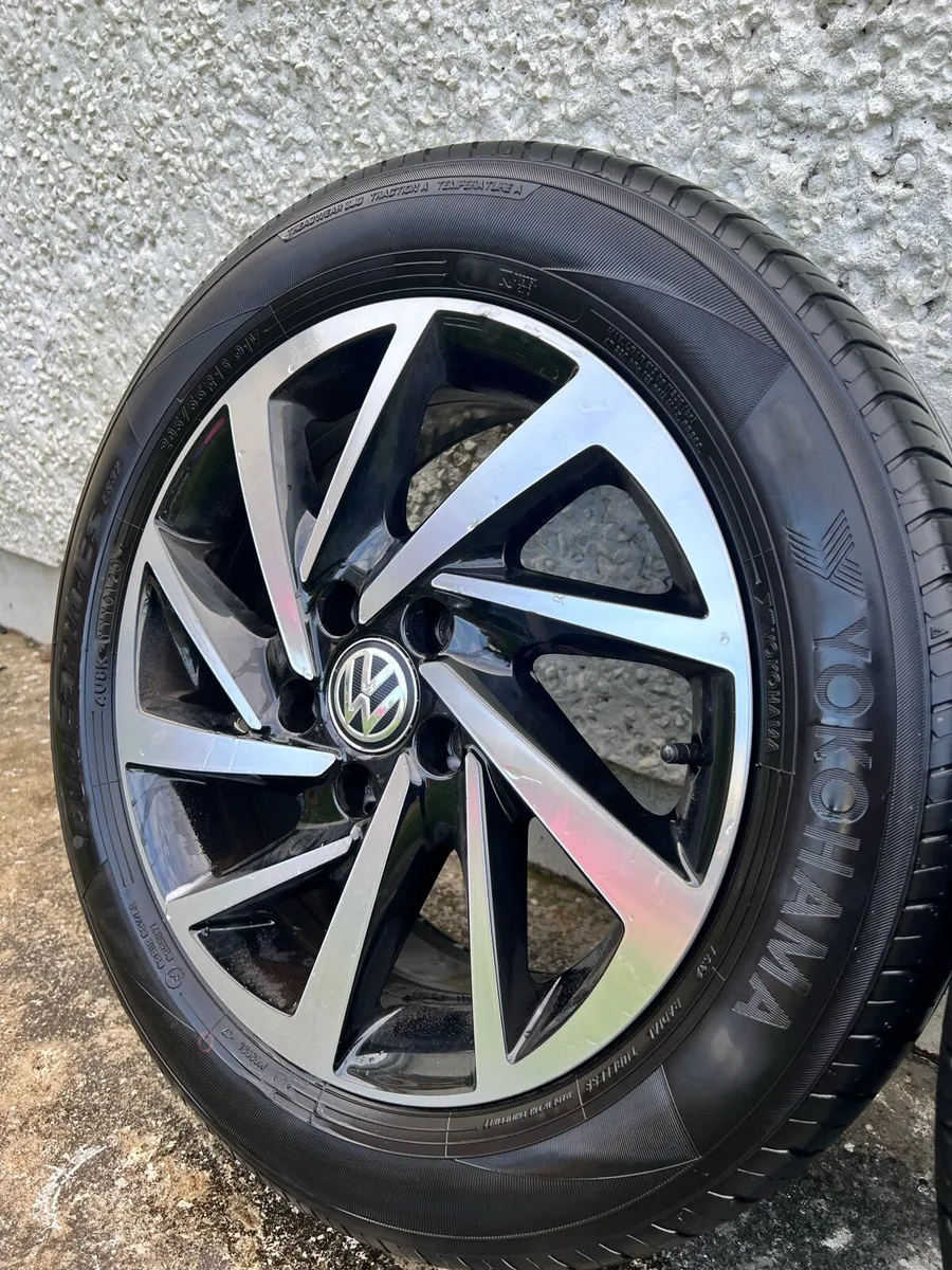 16 vw golf alloys (premium tyres) - Image 1