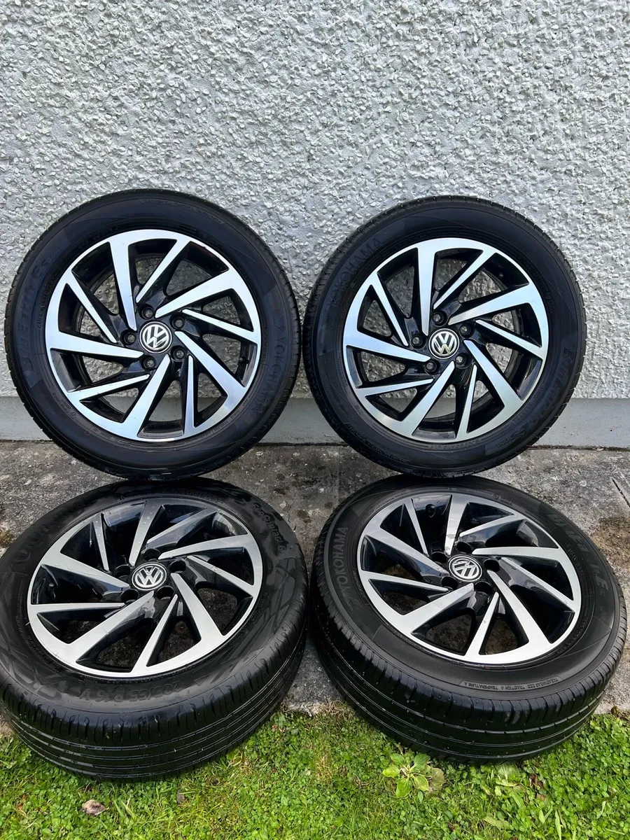 16 vw golf alloys (premium tyres) - Image 3
