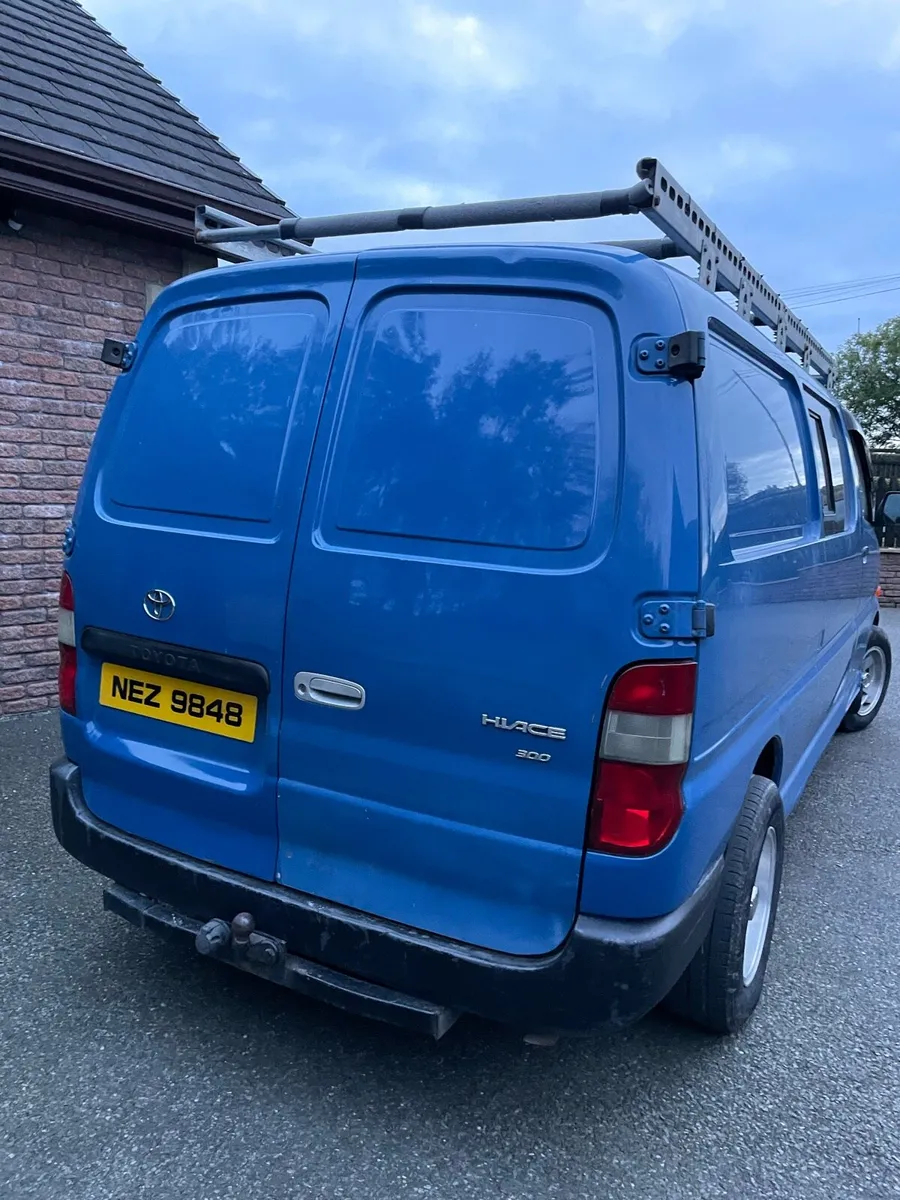 2003 Toyota hiace d4d lwb - Image 4