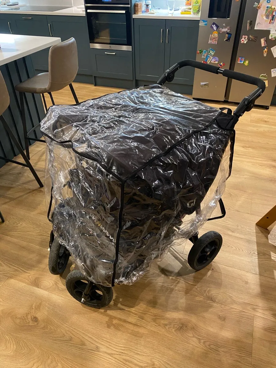 Out &About GT Double Buggy with Rain Cover - Image 3