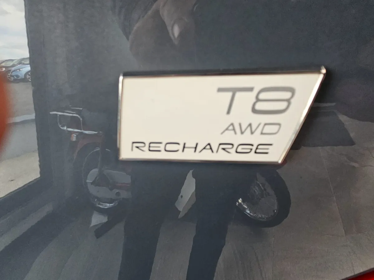 231 VOLVO XC90 T8 RECHARGE PLUS - Image 4