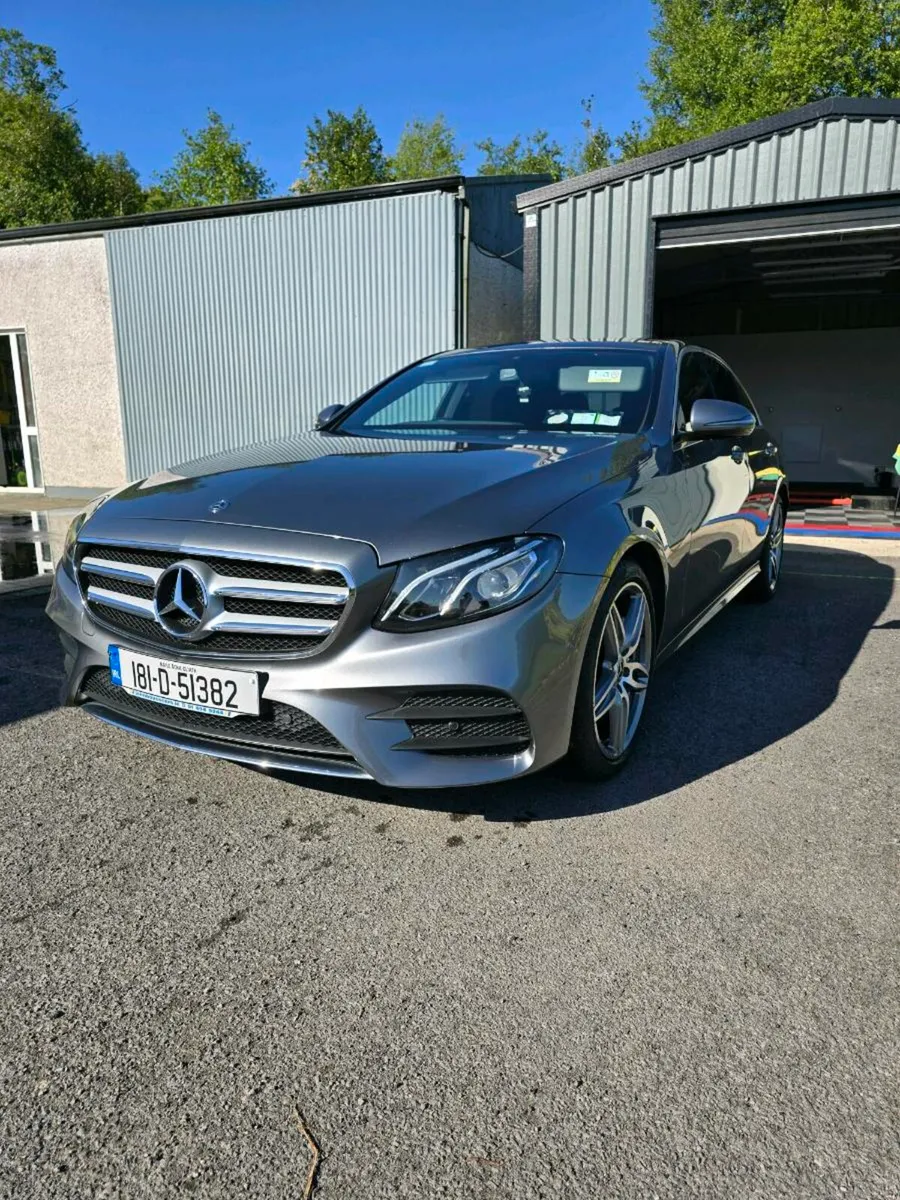 Mercedes e220d amg line - Image 3