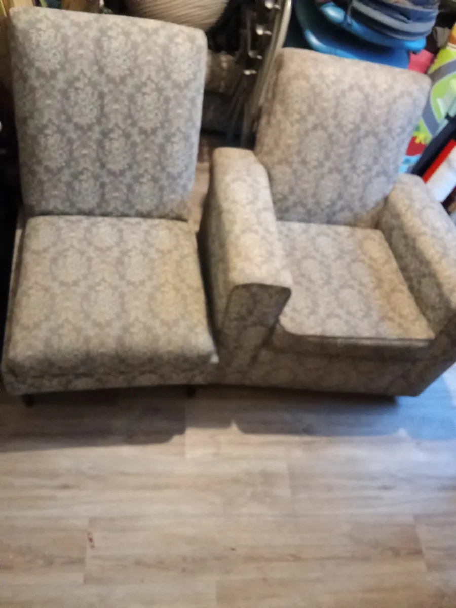 Retro cabinet and matching armchairs - Image 2