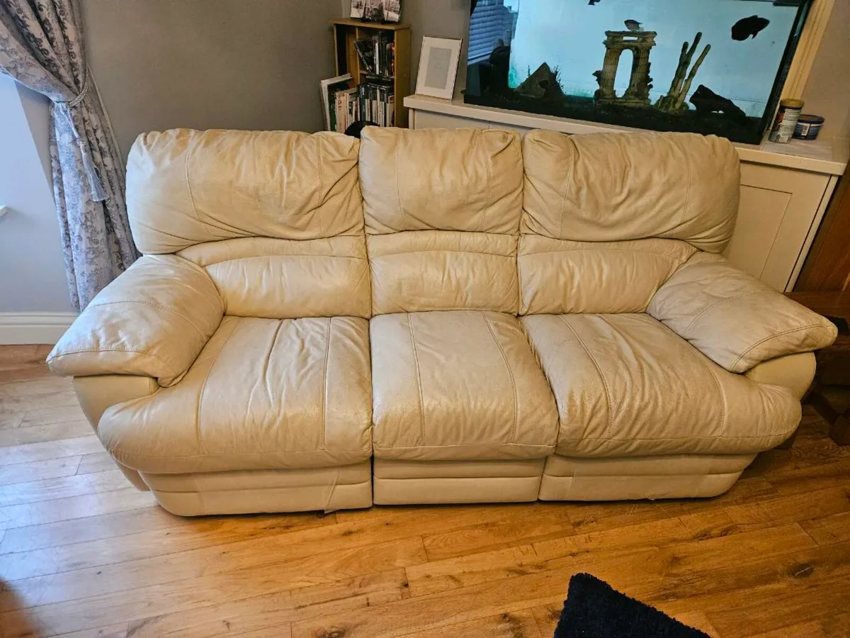 3 piece suite - Image 3
