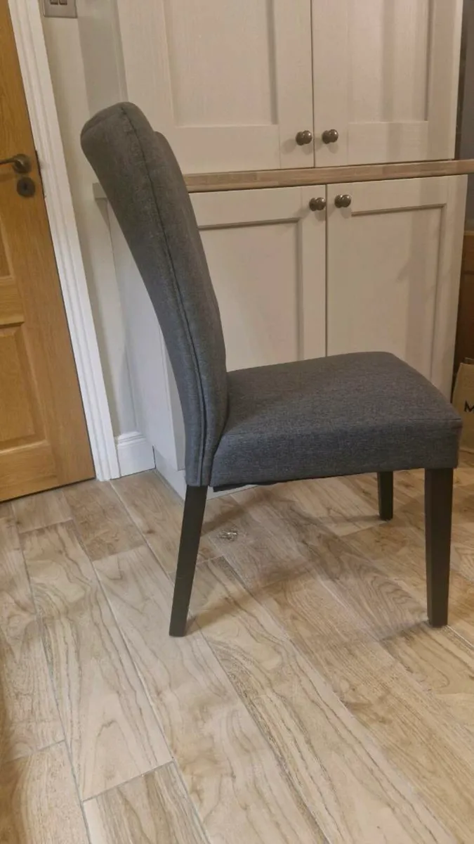 Dining room chairs - Image 3