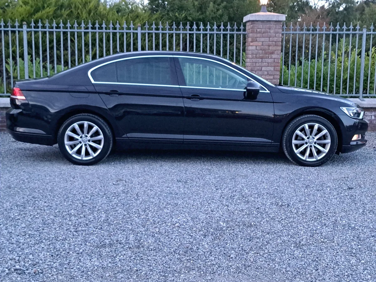 Volkswagen Passat Automatic DSG Gearbox 150 bhp - Image 4