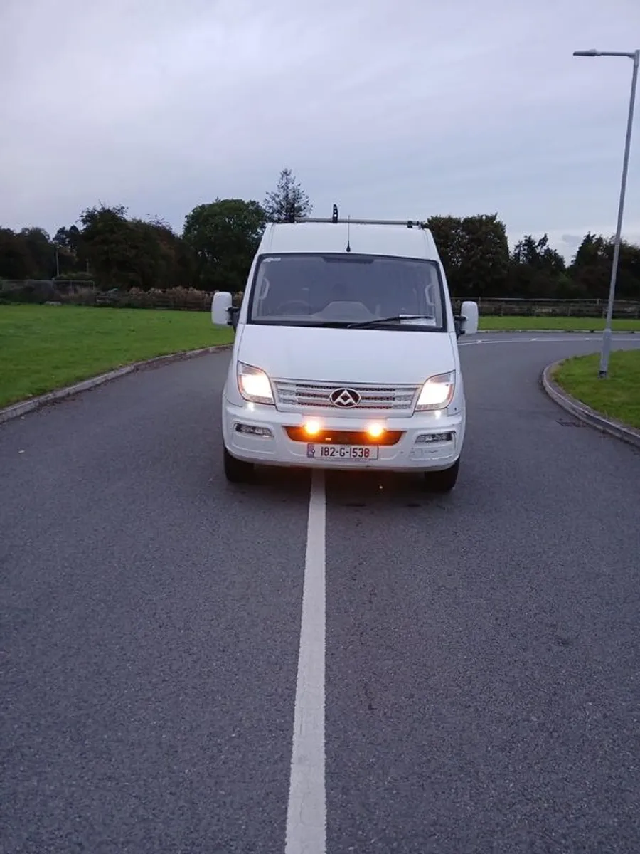 2018 Ldv V80 Crewcab - Image 2