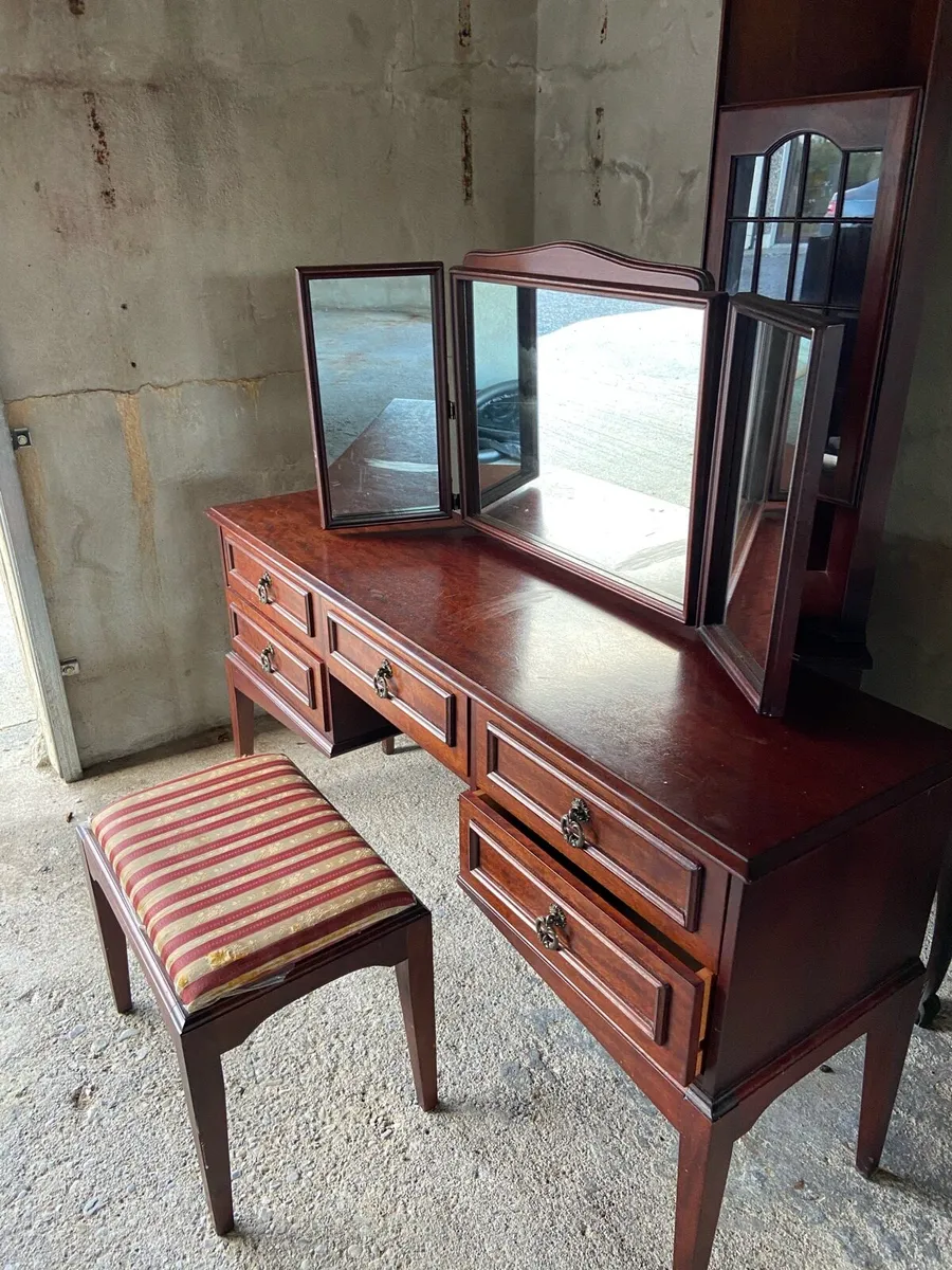 Furniture - Image 4