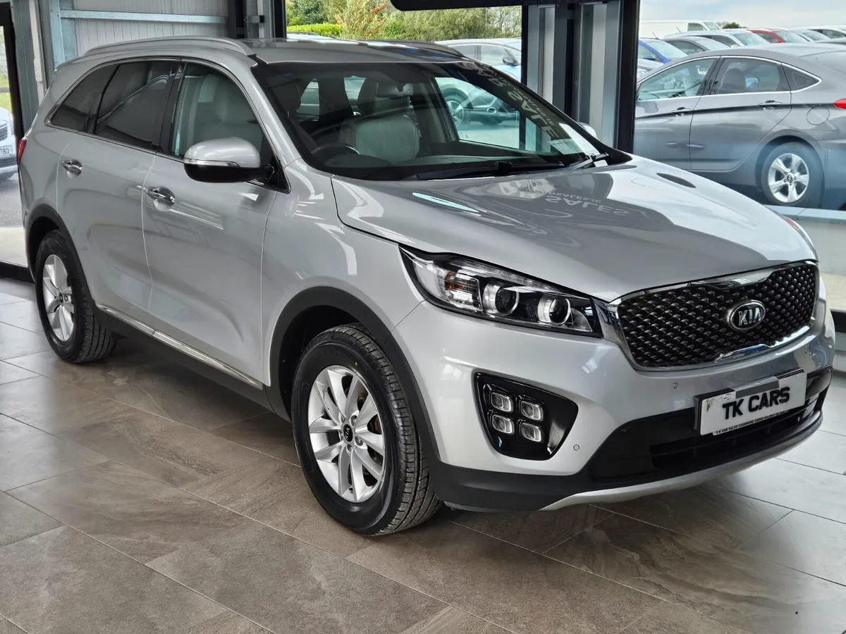 KIA SORENTO PLATINUM 7 SEATER - Image 1
