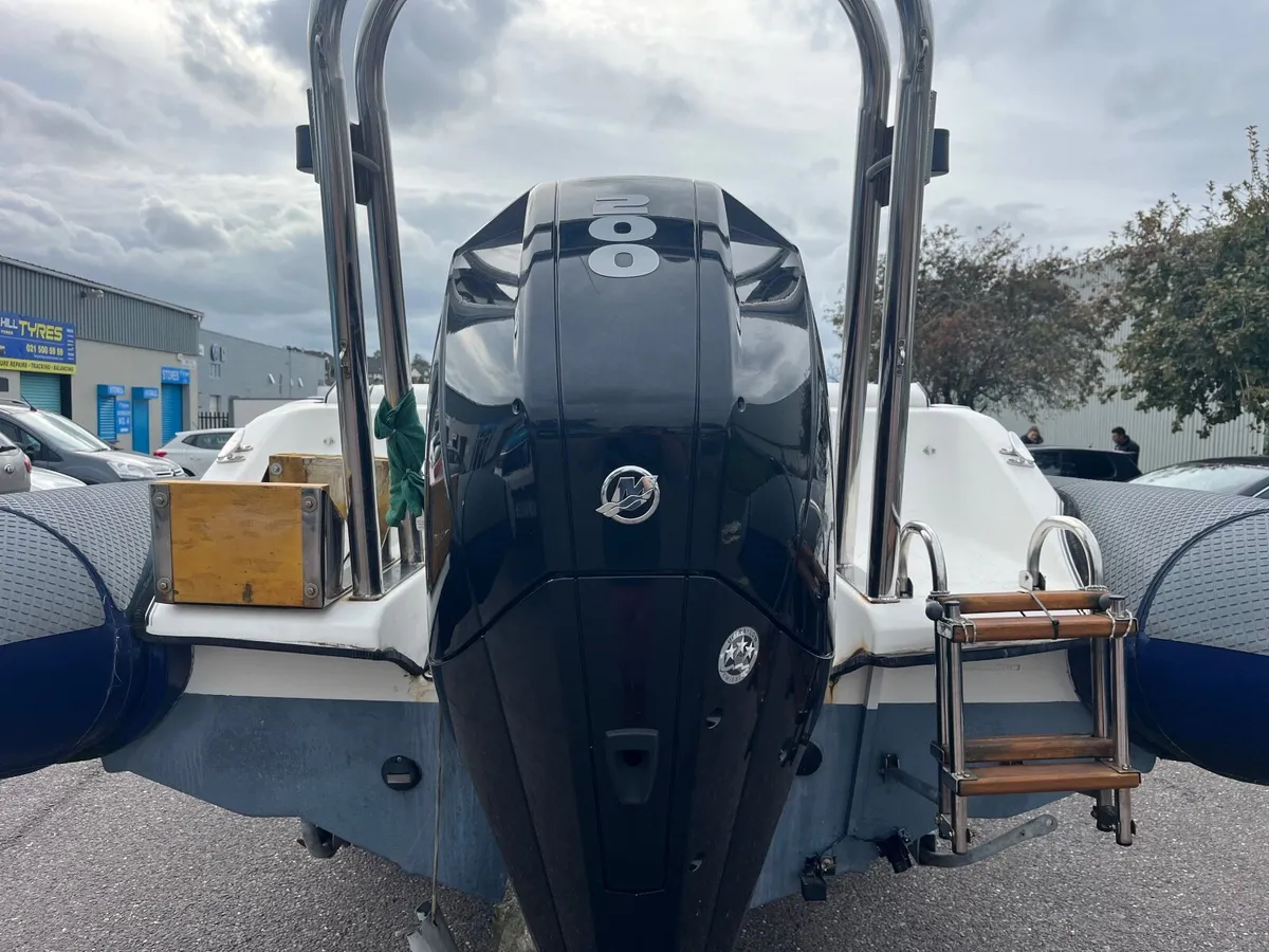 Rib  Cobra 7.5  Mercury 200 - Image 4