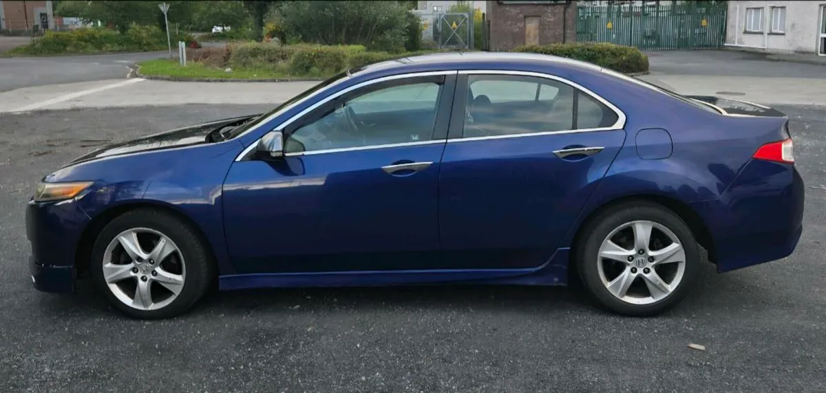 Honda Accord 2.2 Diesel 2009 - Image 2