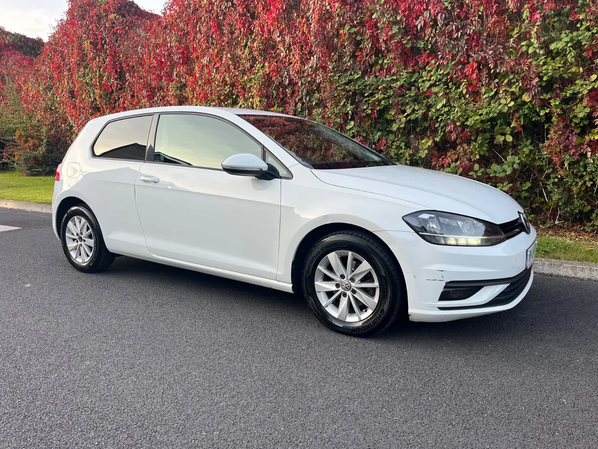 Volkswagen Golf 2018 (CVRT 09/26) - Image 1