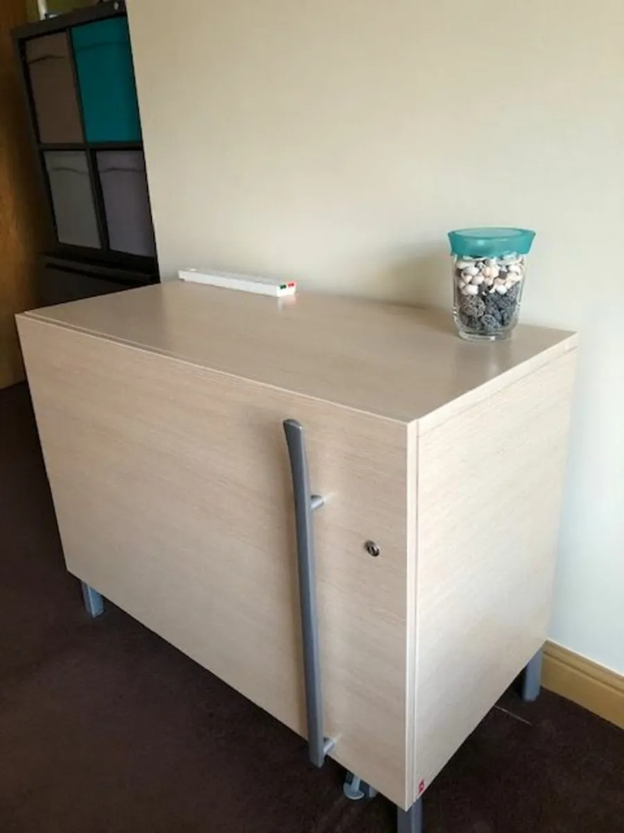 Desk - Image 3
