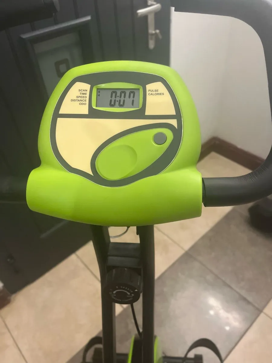 Exercise bike - Image 2