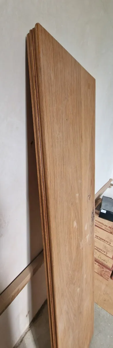 Oak shelf/seat - Image 1