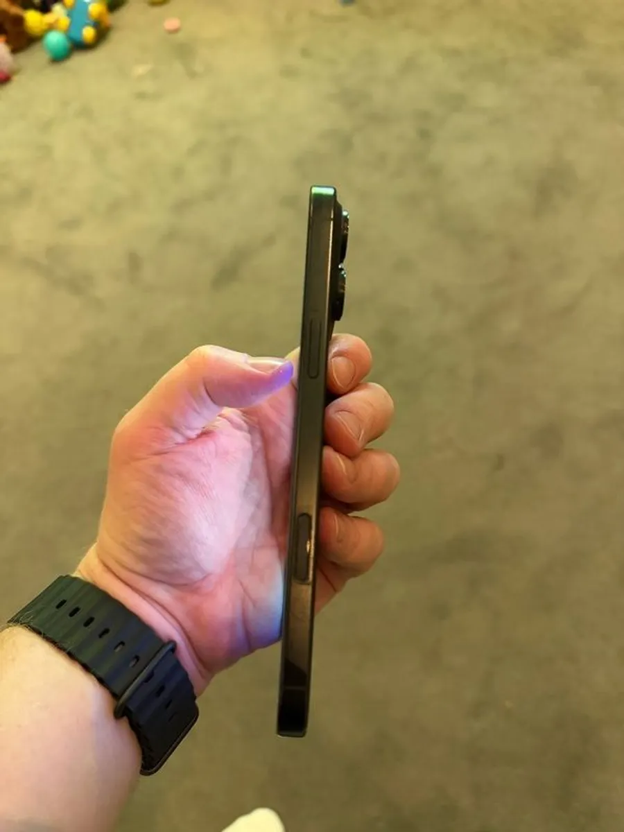 iPhone 16 Pro Max 512gb - Image 3