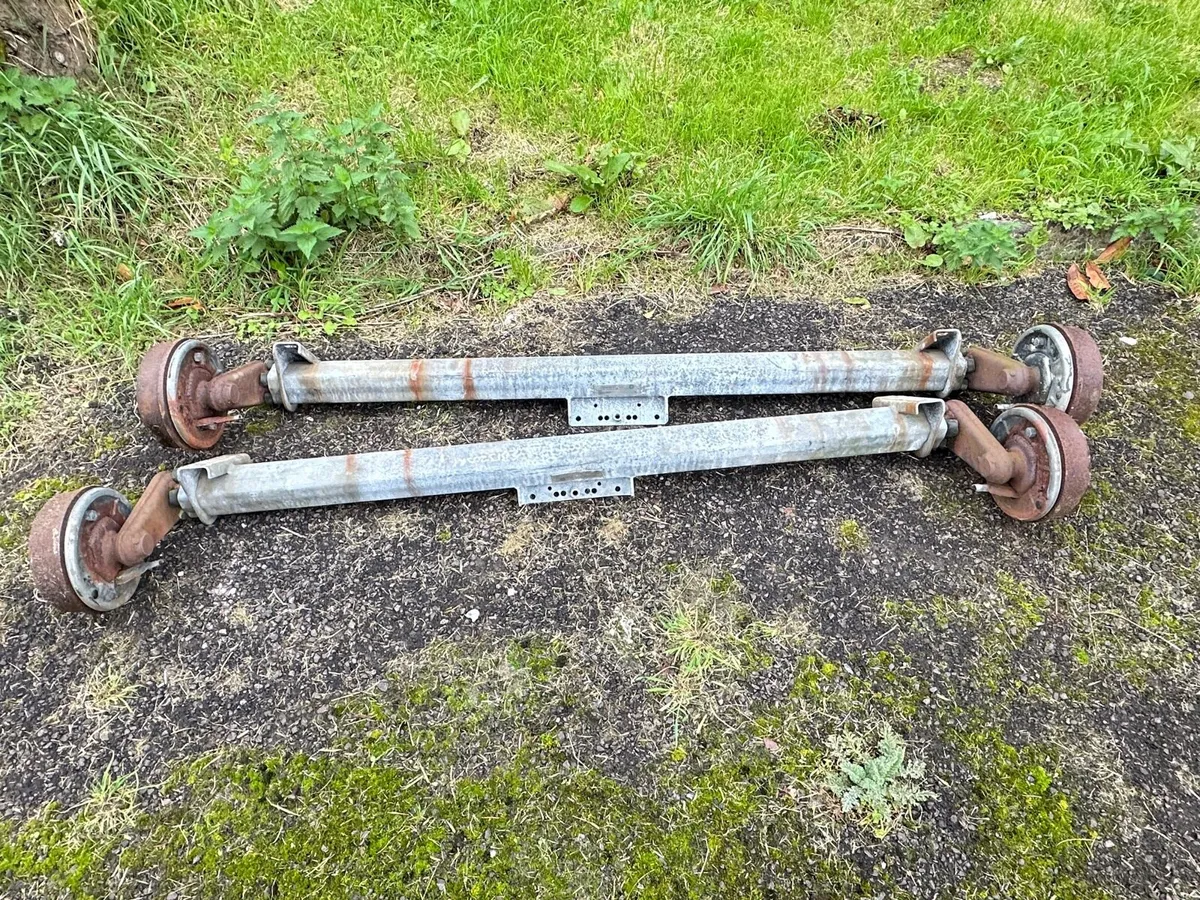 Trailer axle - Image 1