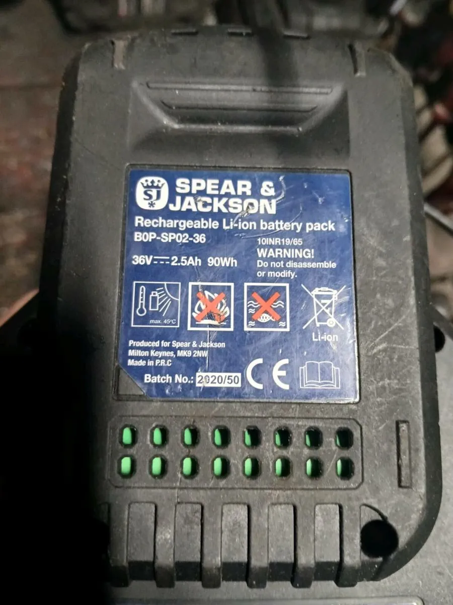 Spear Jackson 36v 2,5  90wh working perfect - Image 3