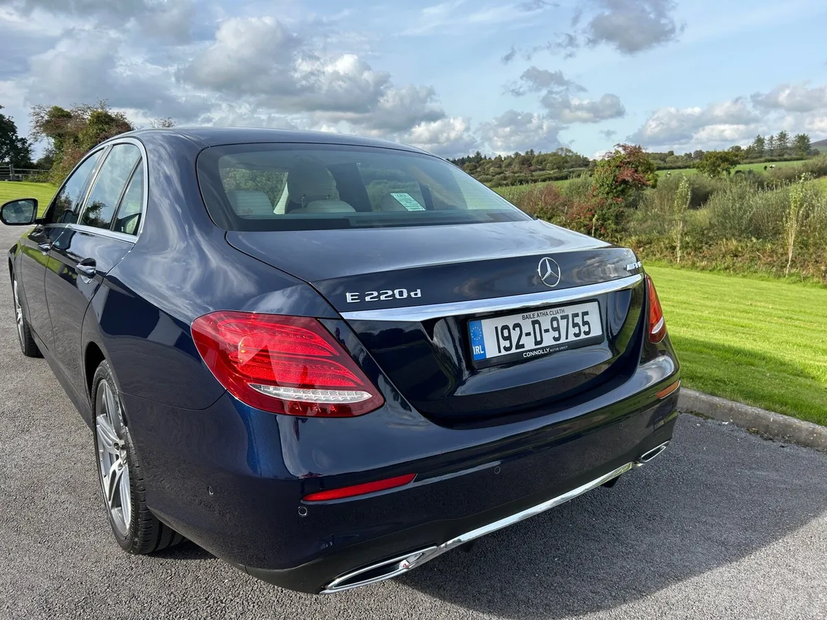 Mercedes Benz E220 2.0l diesel - Image 4